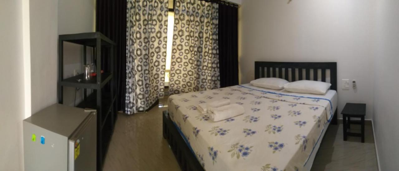 God'S Gift Morjim Hotel Exterior photo